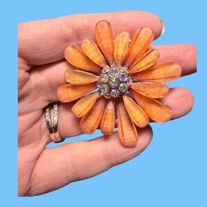 Vintage‎ Orange daisy sparkly Floral Brooch